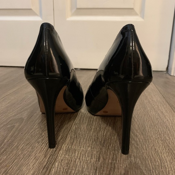 Jessica Simpson Julip Patent Platform Heels, Size 7, Like New - Picture 8 of 13